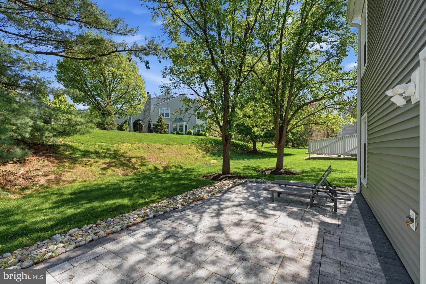 7 Randolph Court photo 37