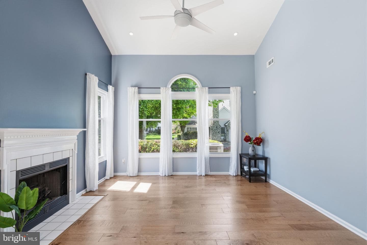 7 Randolph Court photo 5