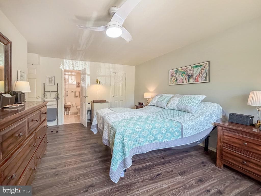 601 Society Place photo 16