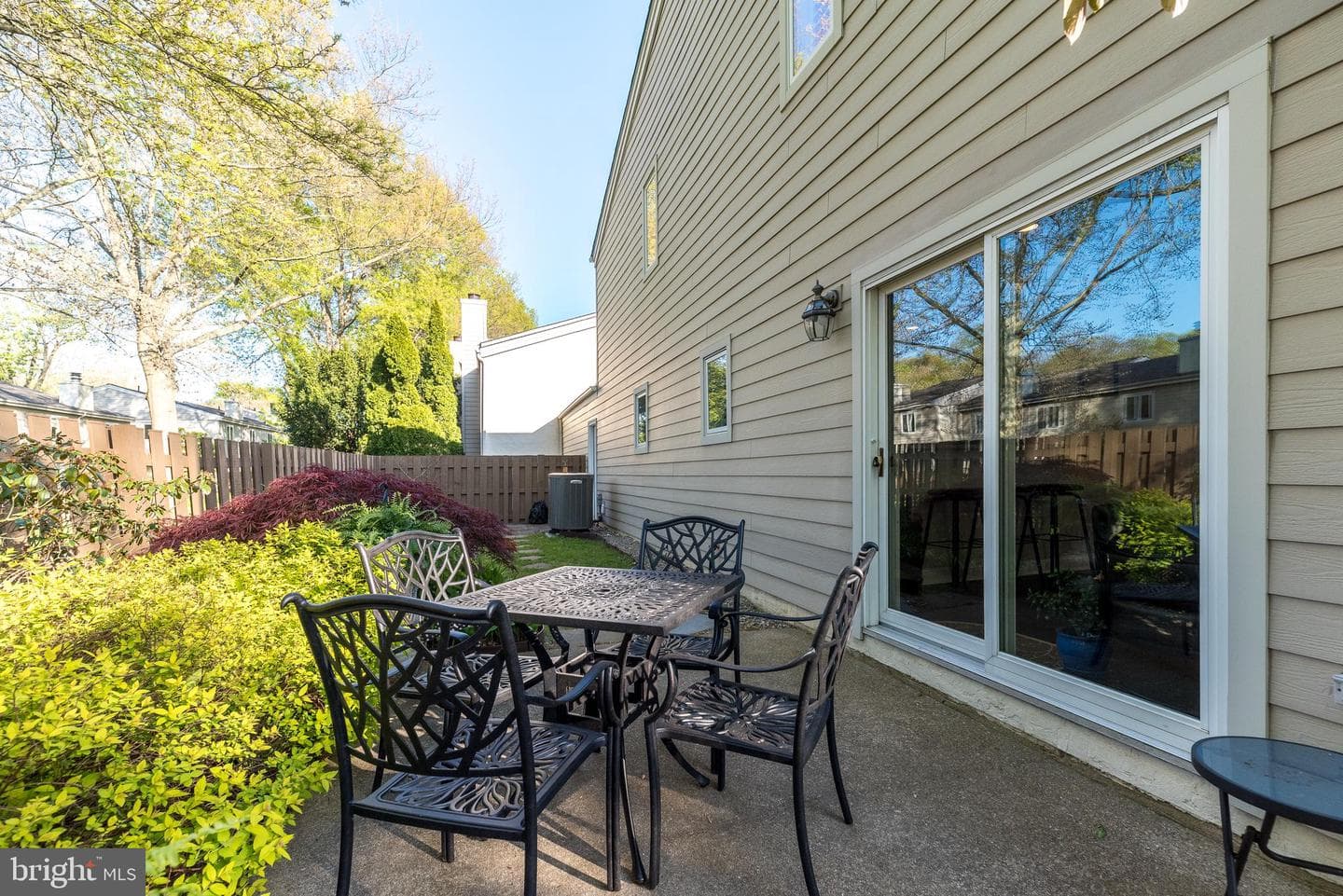 231 Hastings Court photo 36