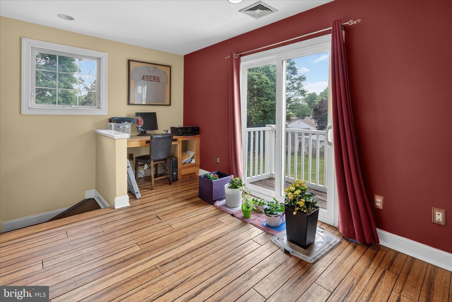 280 Olive Street photo 27