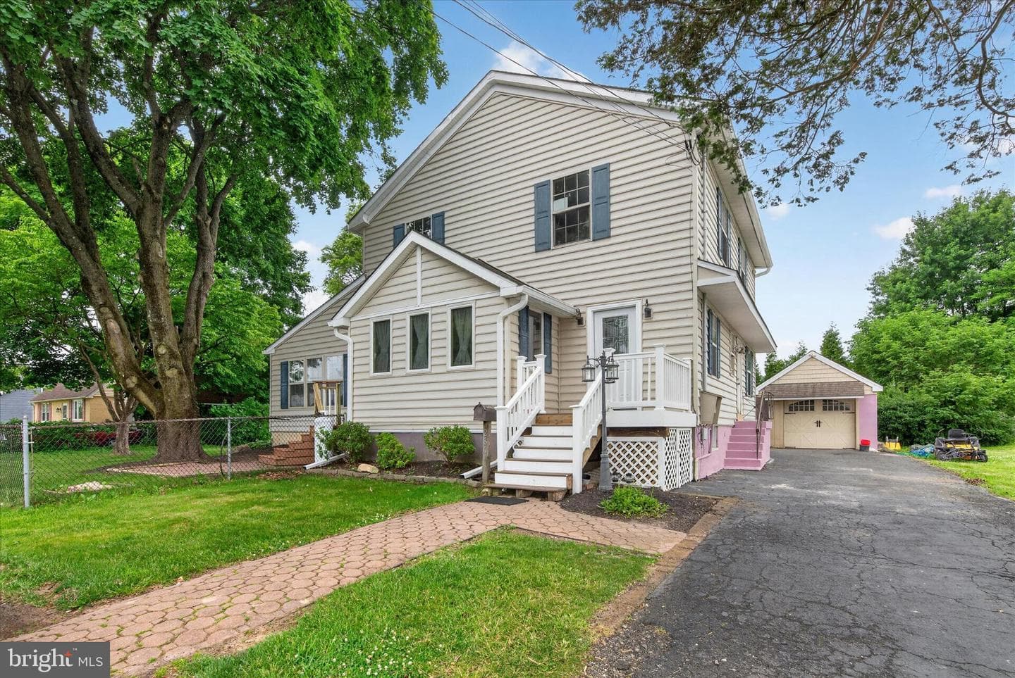 280 Olive Street photo 6