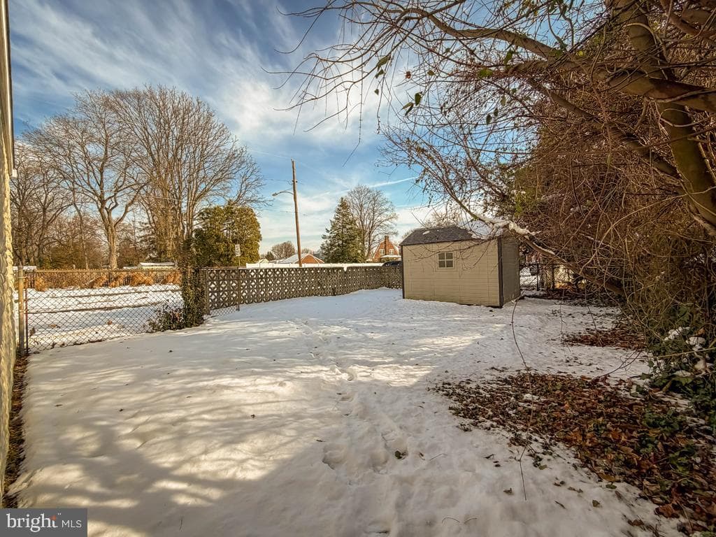 101 Walnut Lane photo 42