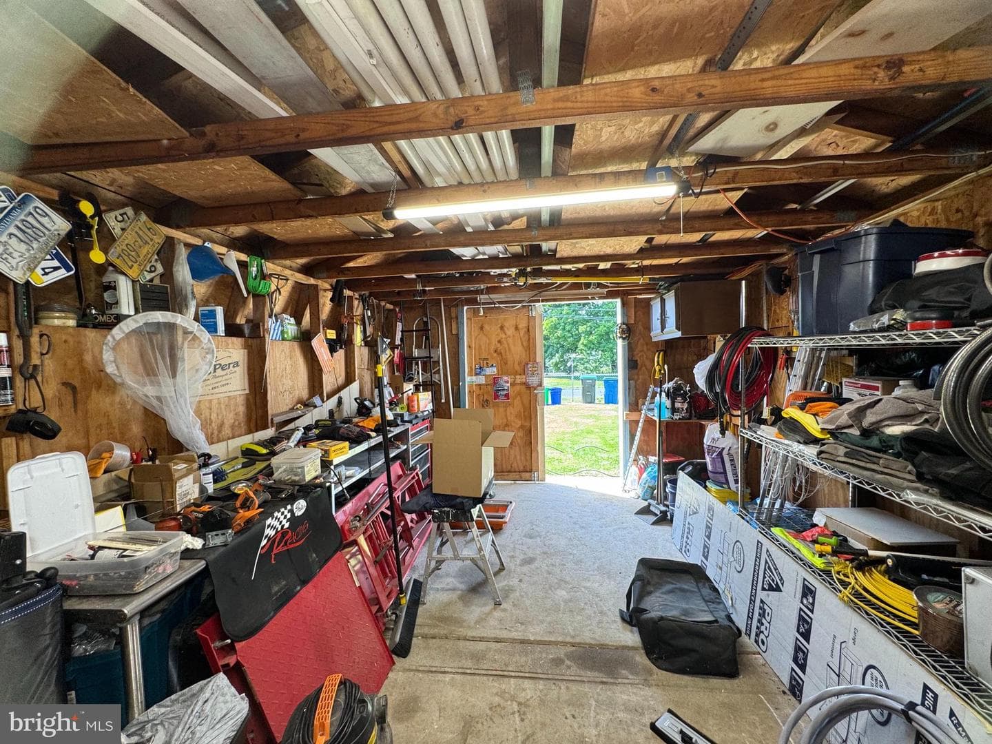 225 Park Ave photo 14