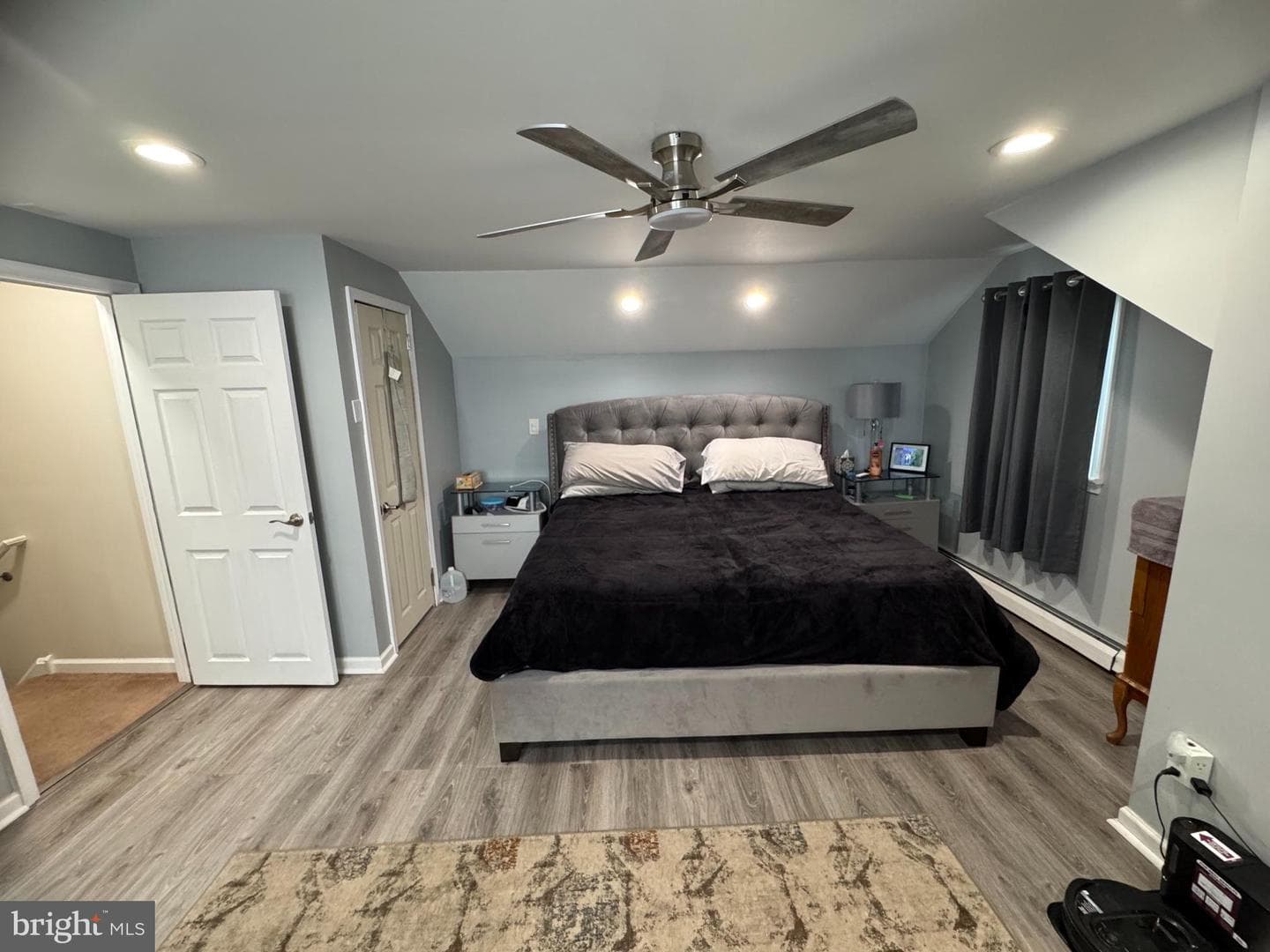 225 Park Ave photo 58