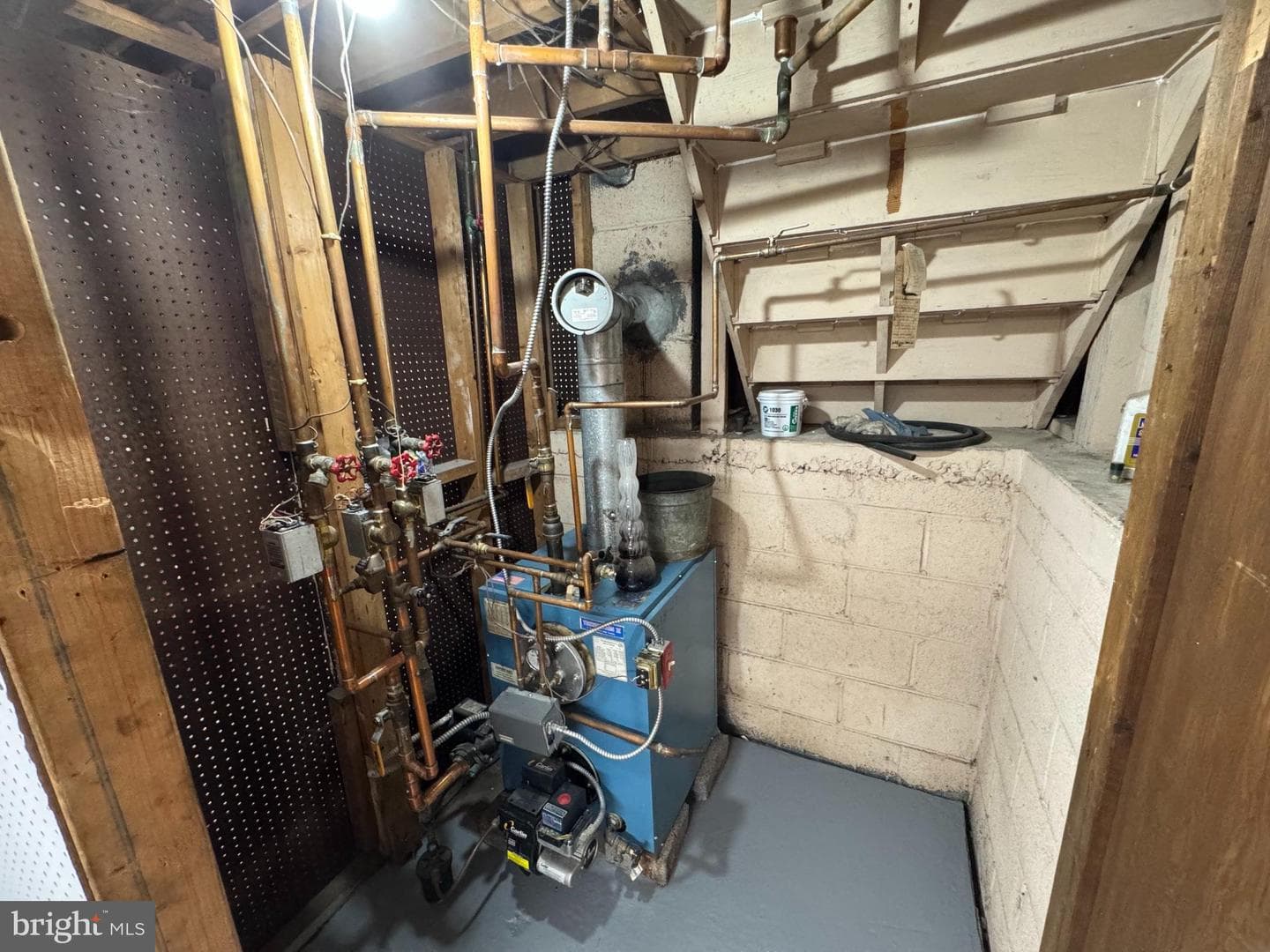 225 Park Ave photo 81