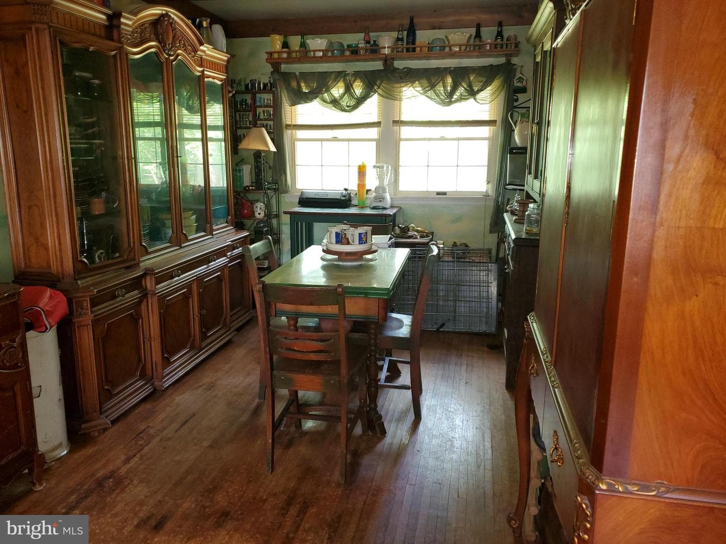 700 Gordon Drive photo 10