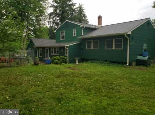 700 Gordon Drive photo 4