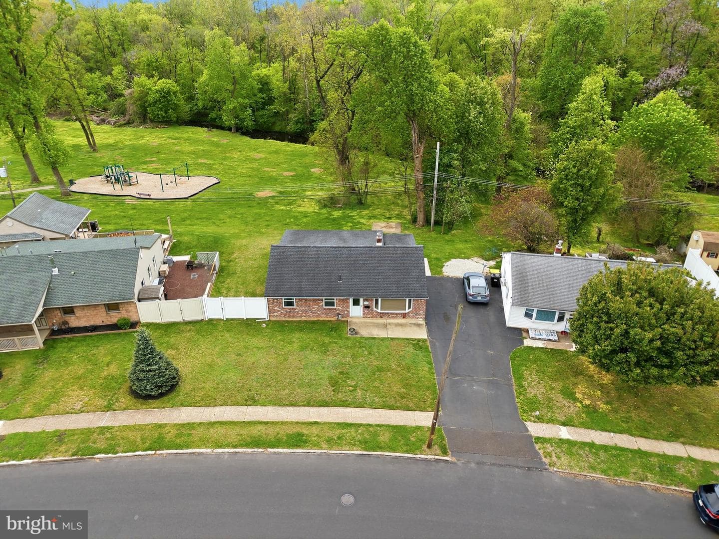 3528 Windsor Drive photo 30