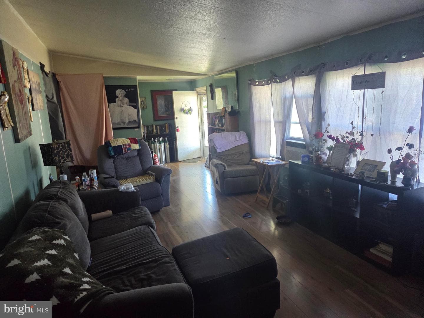 3072 Chandler Drive photo 3