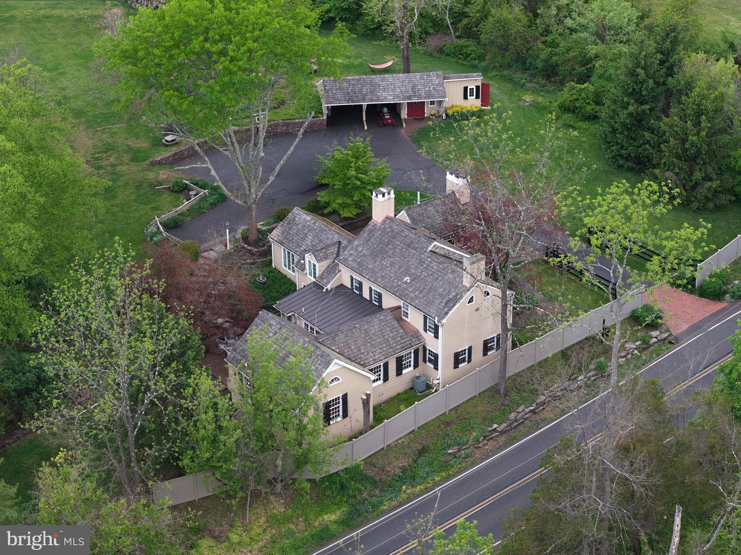 2135 S Sugan Road photo 45