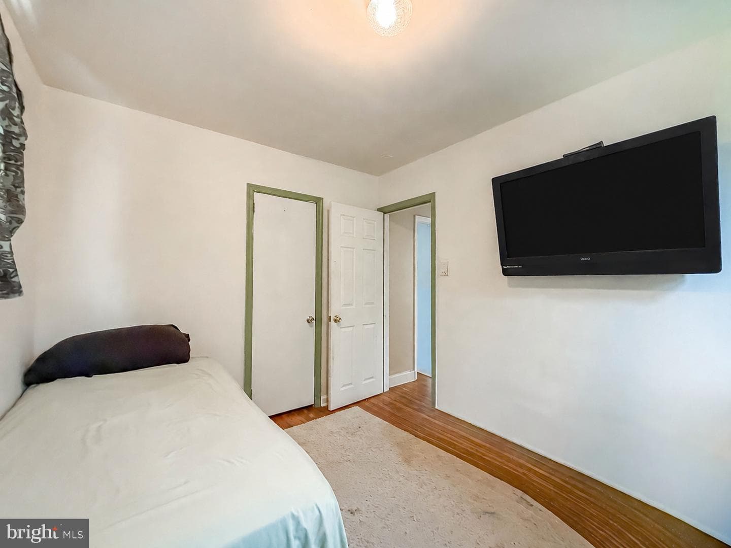 478 Cedar Avenue photo 16