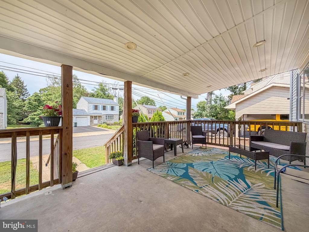 478 Cedar Avenue photo 4