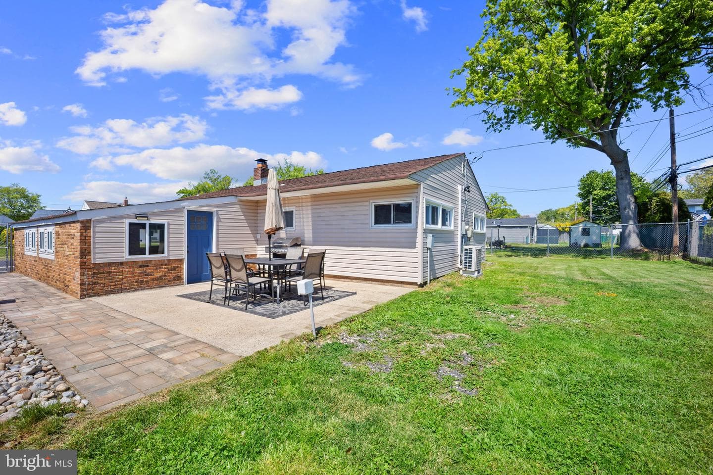264 Goldenridge Drive photo 20
