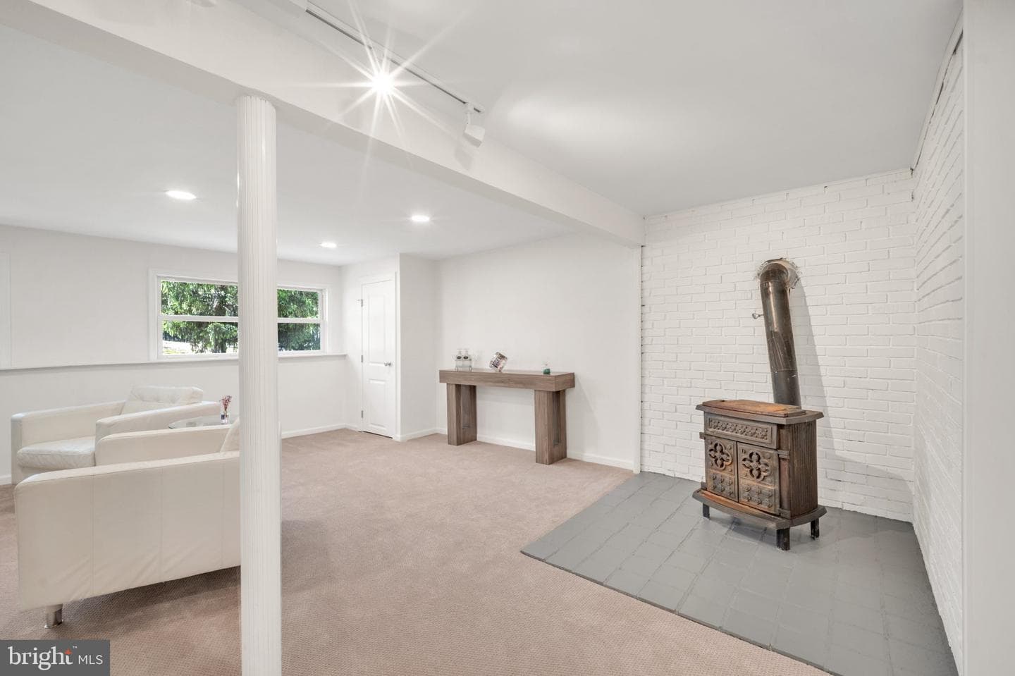 202 Wiltshire Drive photo 12