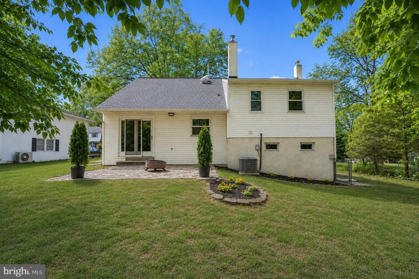 202 Wiltshire Drive photo 23