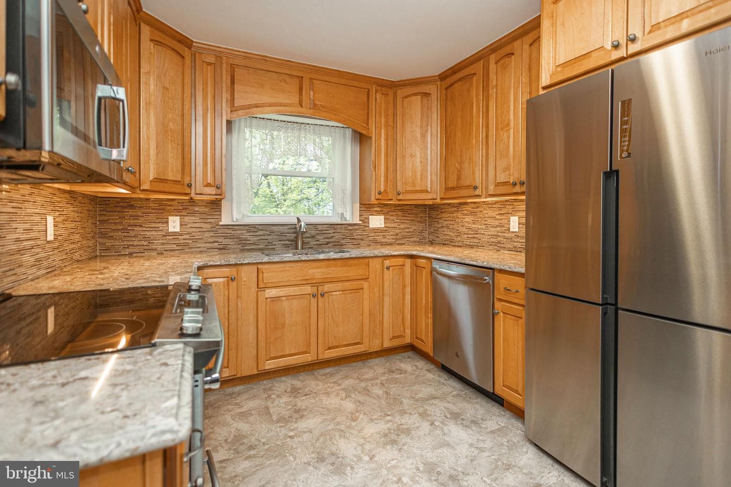 903 N Ridge Rd photo 25
