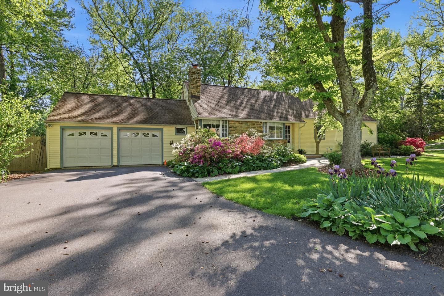 207 W Ferry Road photo 49