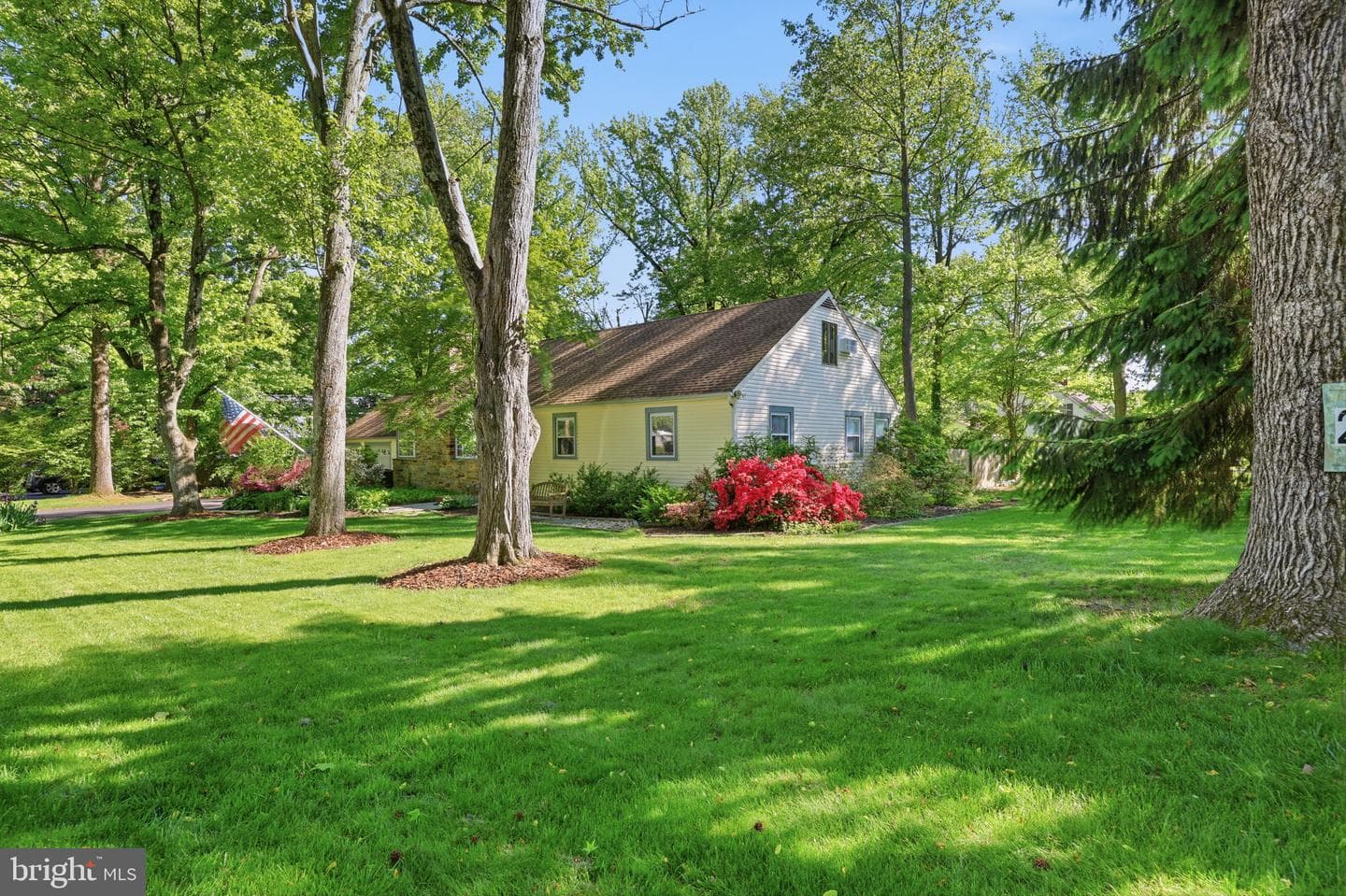207 W Ferry Road photo 50