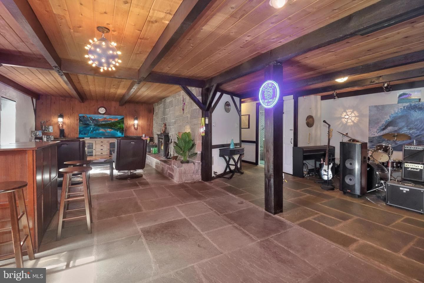713 Ardsley Court photo 40