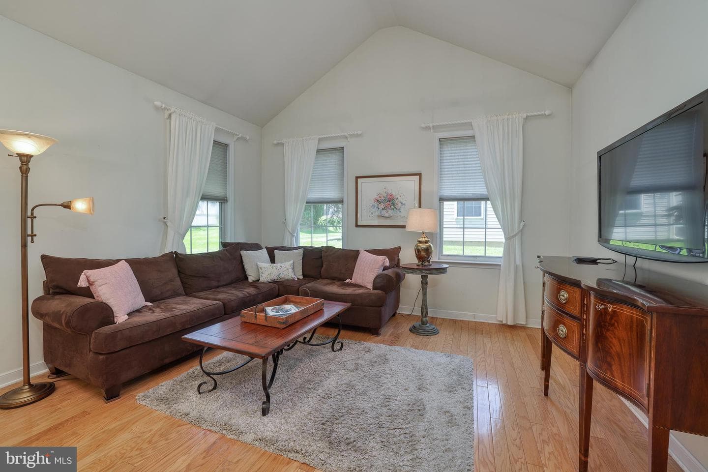 17 Black Eyed Susan Road photo 8