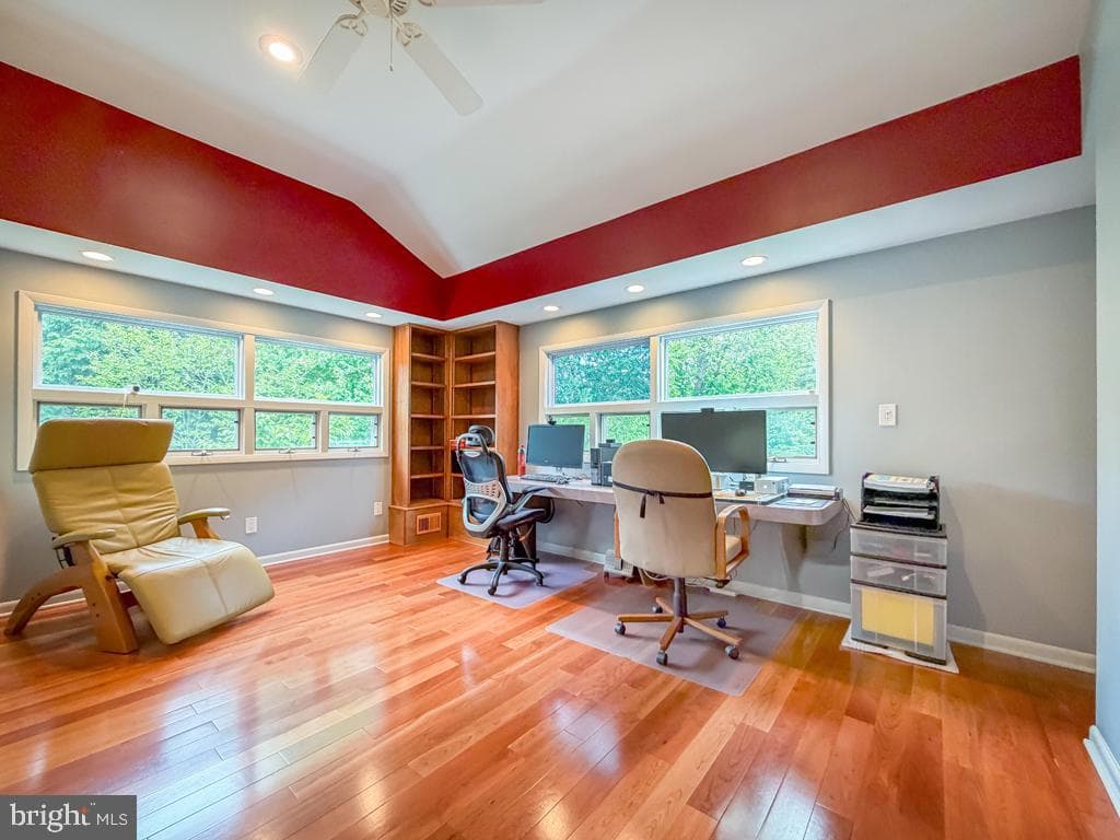 249 Forrest Rd photo 24