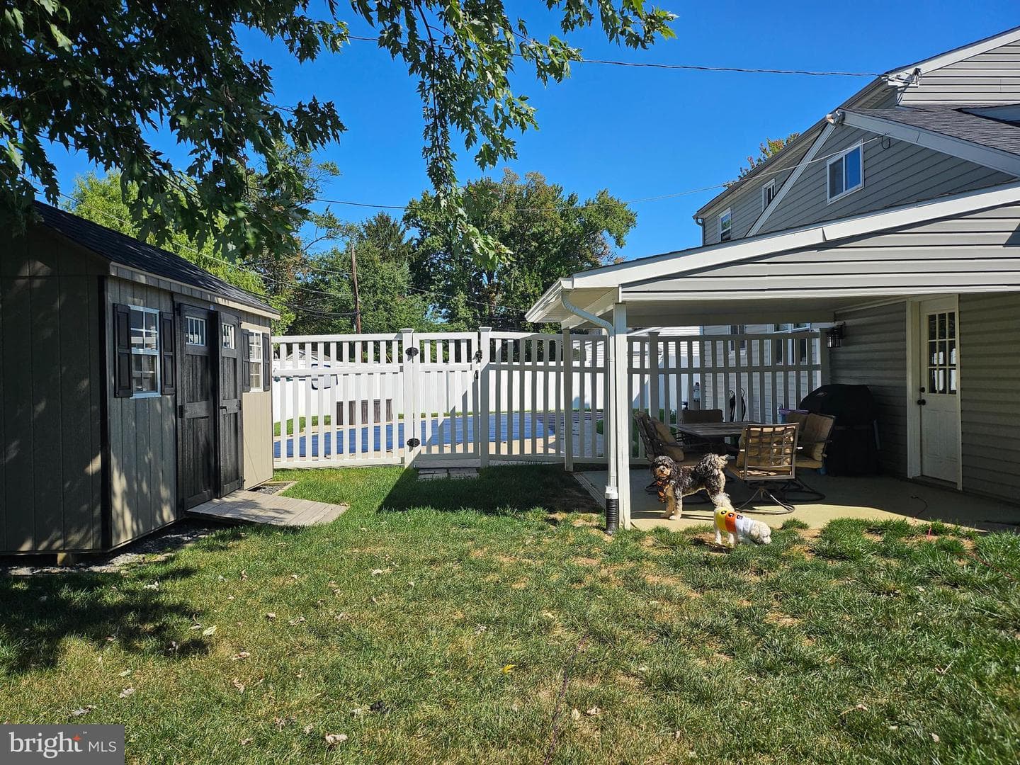 513 Valmore Road photo 23