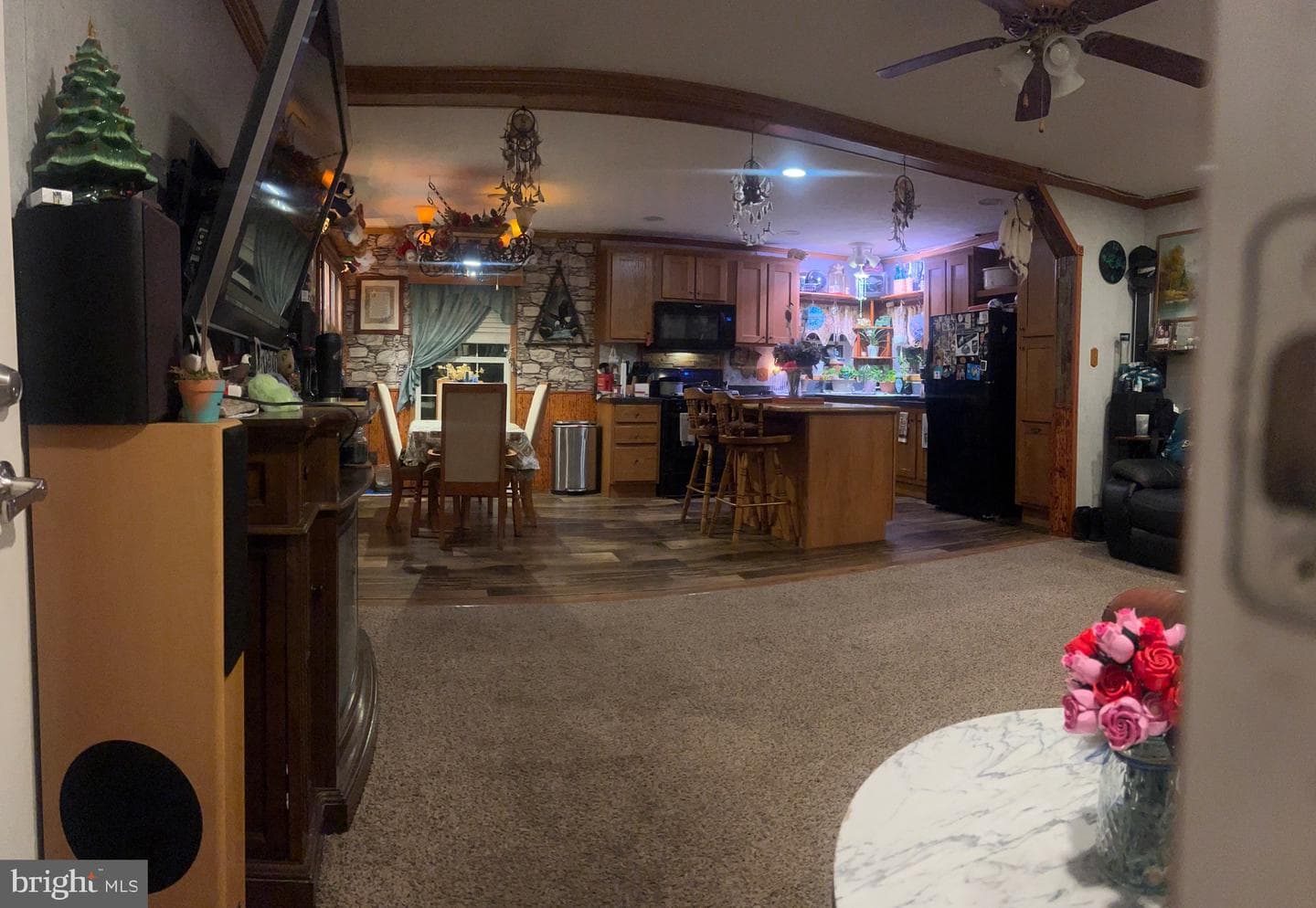 5232 Roseberry Drive photo 3