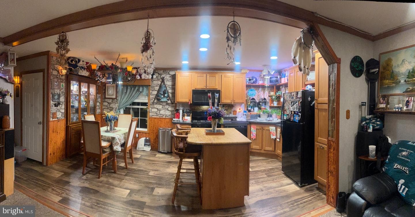 5232 Roseberry Drive photo 9