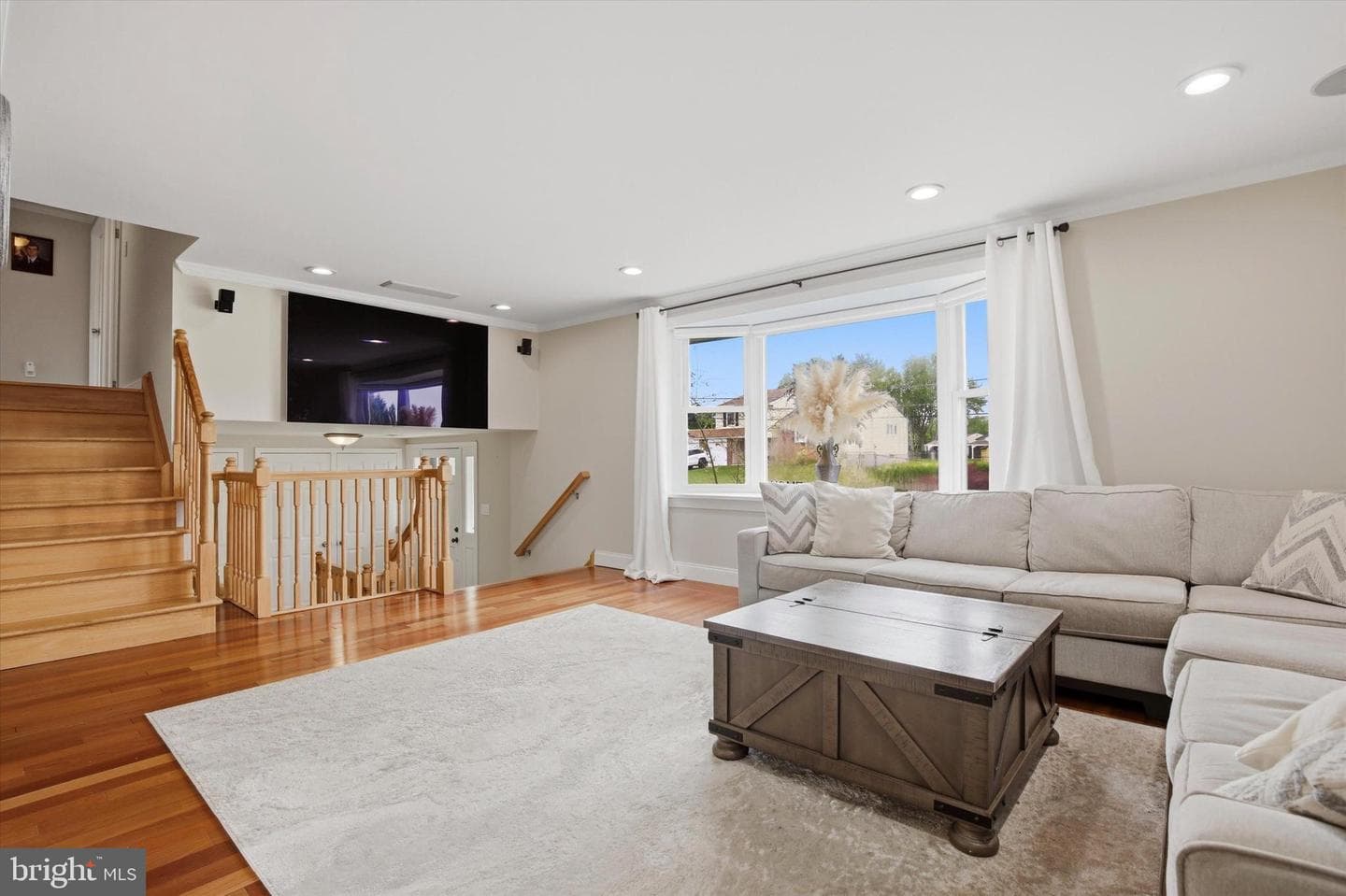 1287 Whitney Road photo 6
