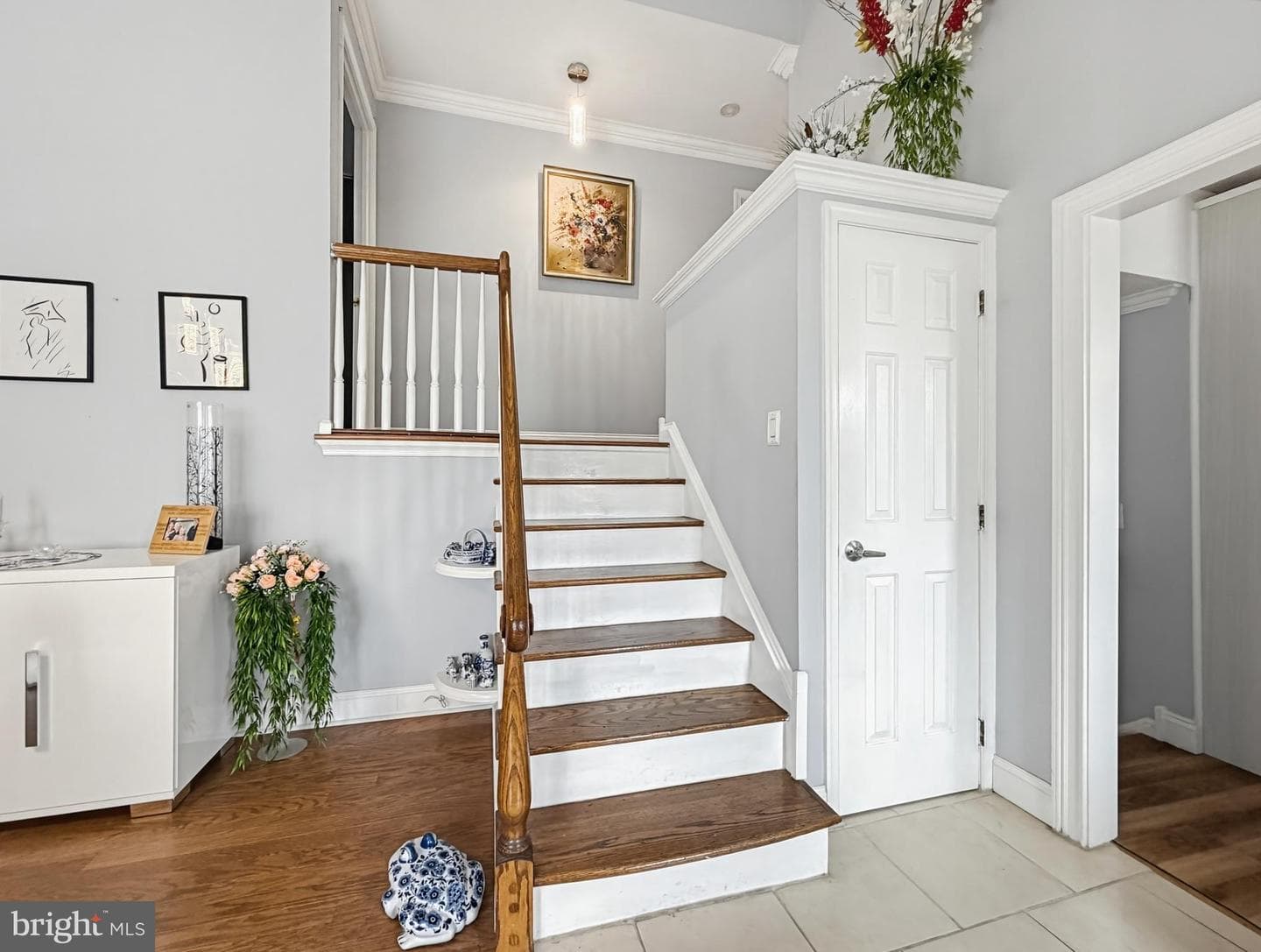 254 Allen Lane photo 25