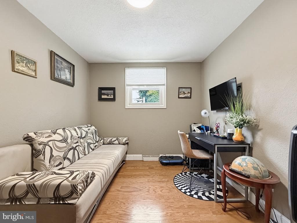 254 Allen Lane photo 30