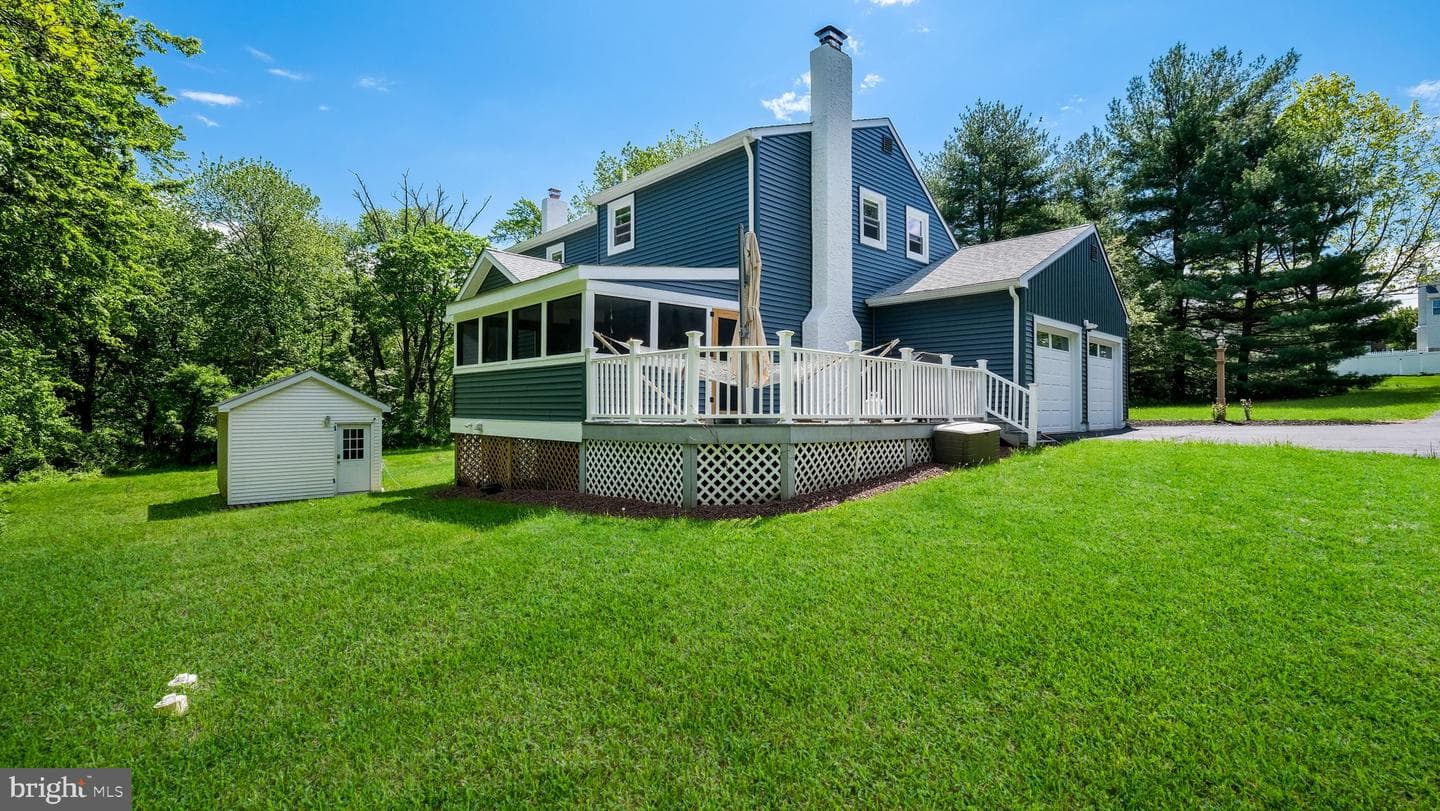 1270 Oxford Valley Road photo 35