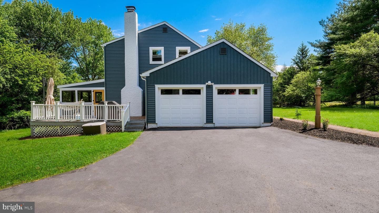 1270 Oxford Valley Road photo 37