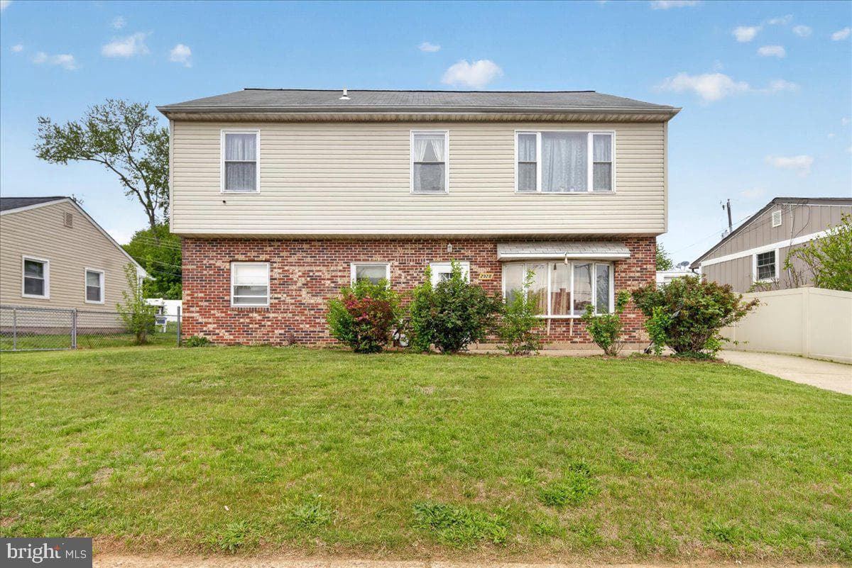 2928 Windsor Drive photo 11
