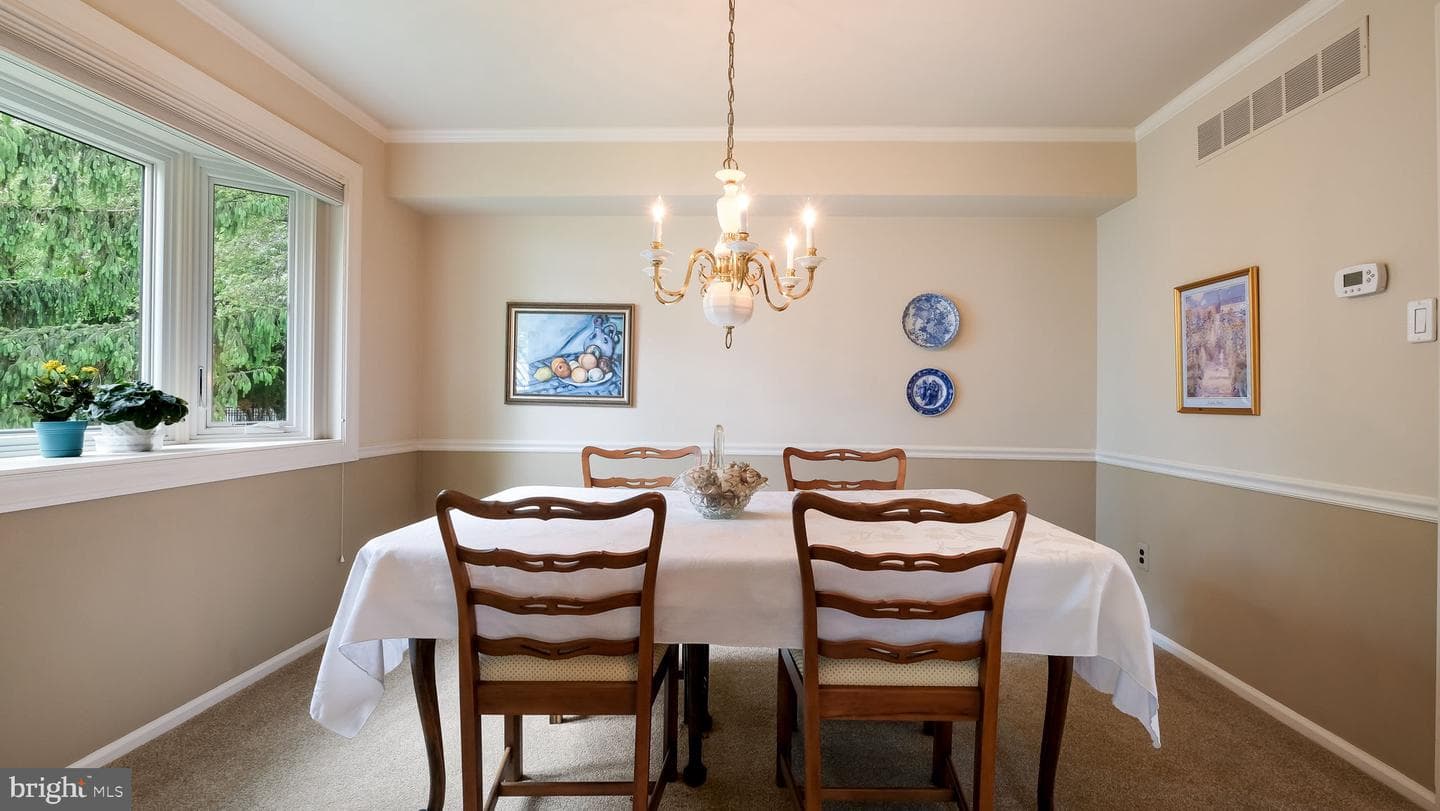 74 Basil Road photo 14