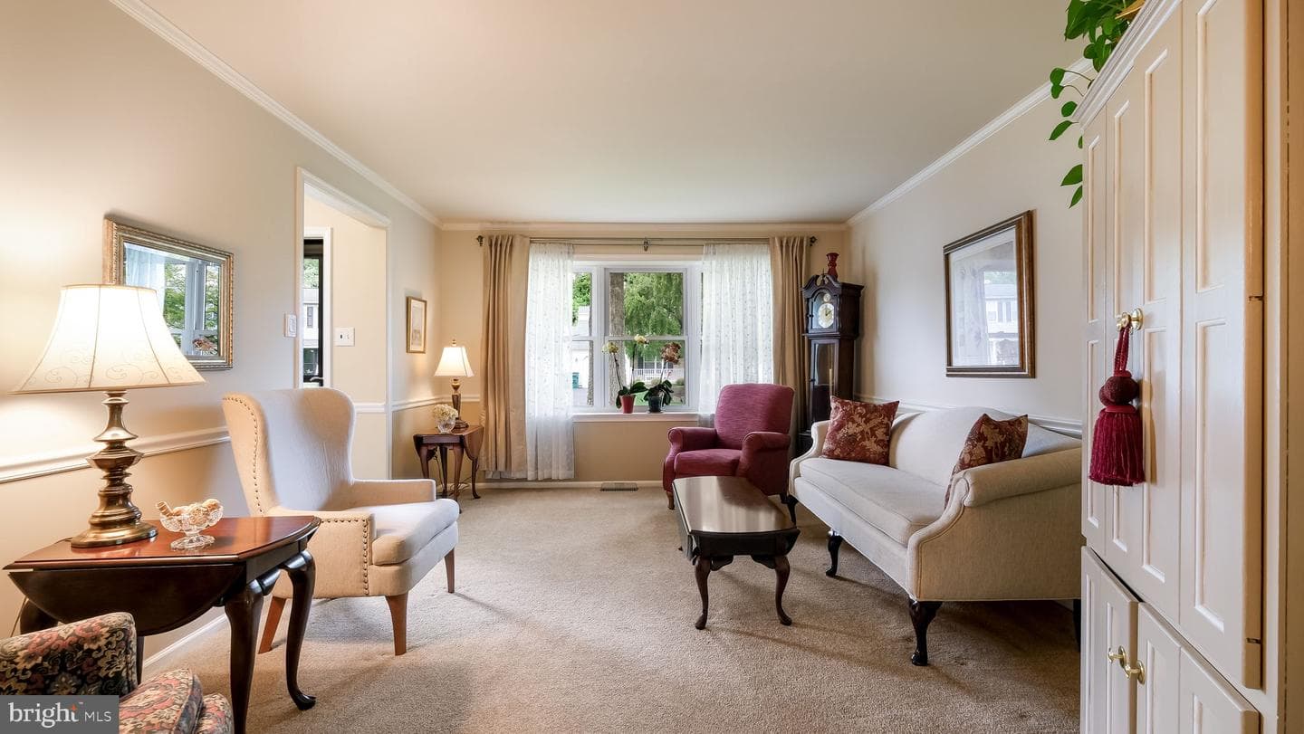 74 Basil Road photo 15