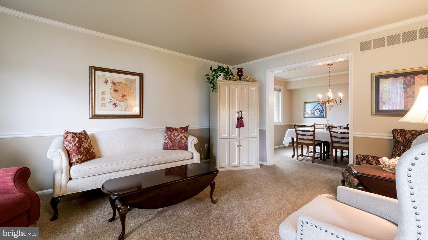 74 Basil Road photo 17