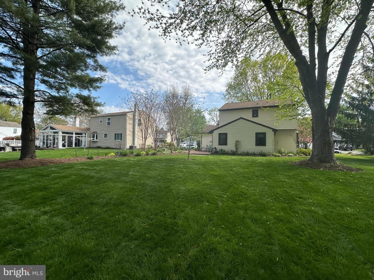74 Basil Road photo 44