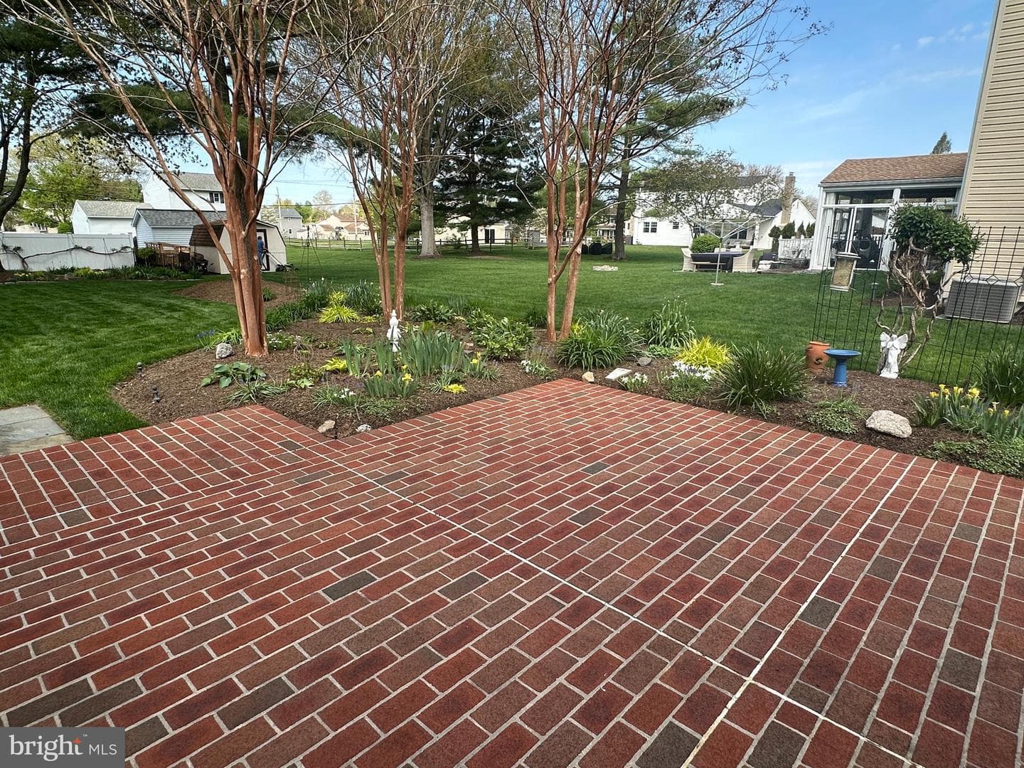 74 Basil Road photo 47