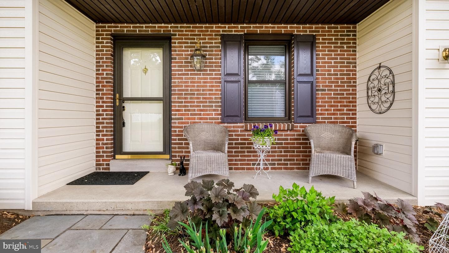 74 Basil Road photo 6