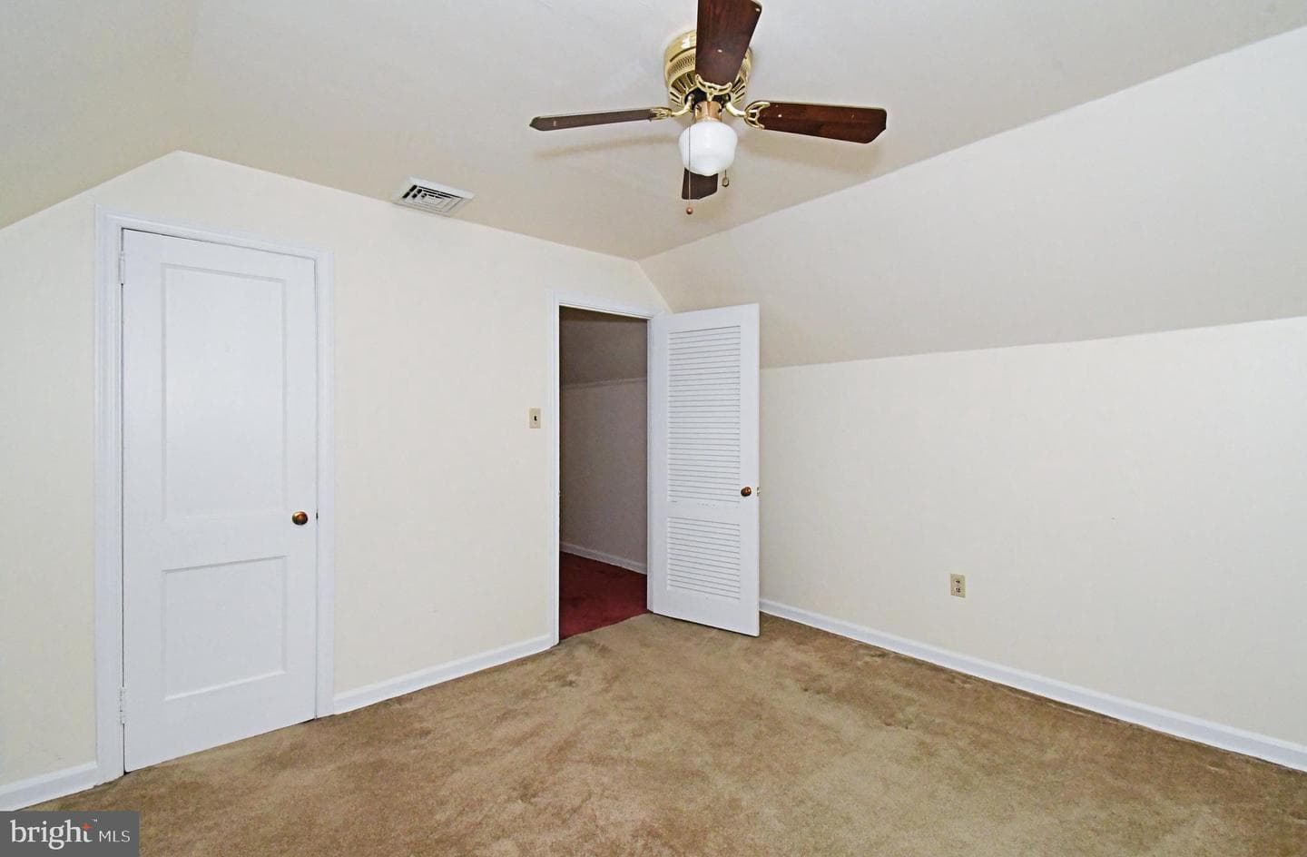 1604 N Meadowbrook Road photo 29