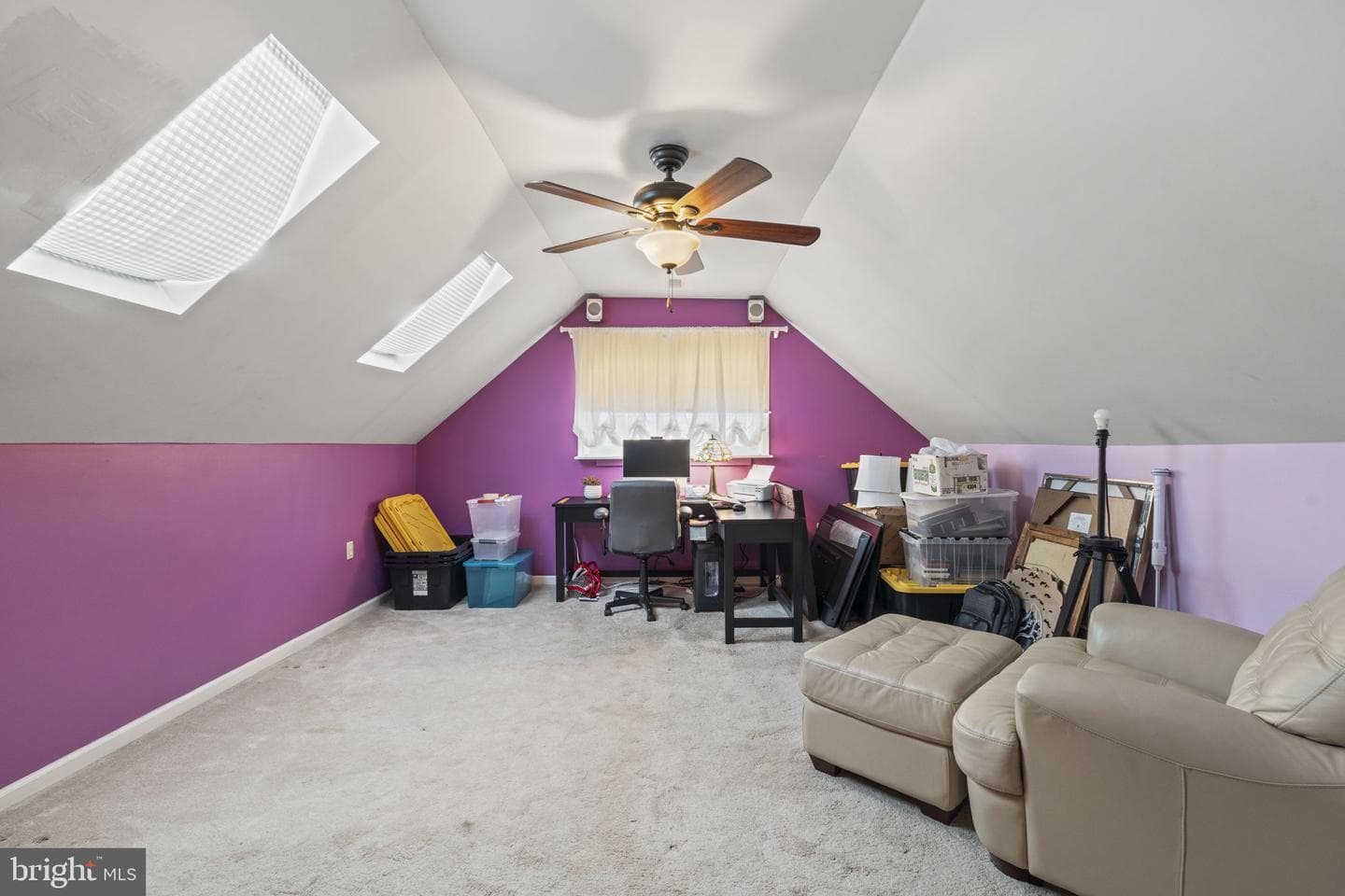 1064 Lincoln photo 17