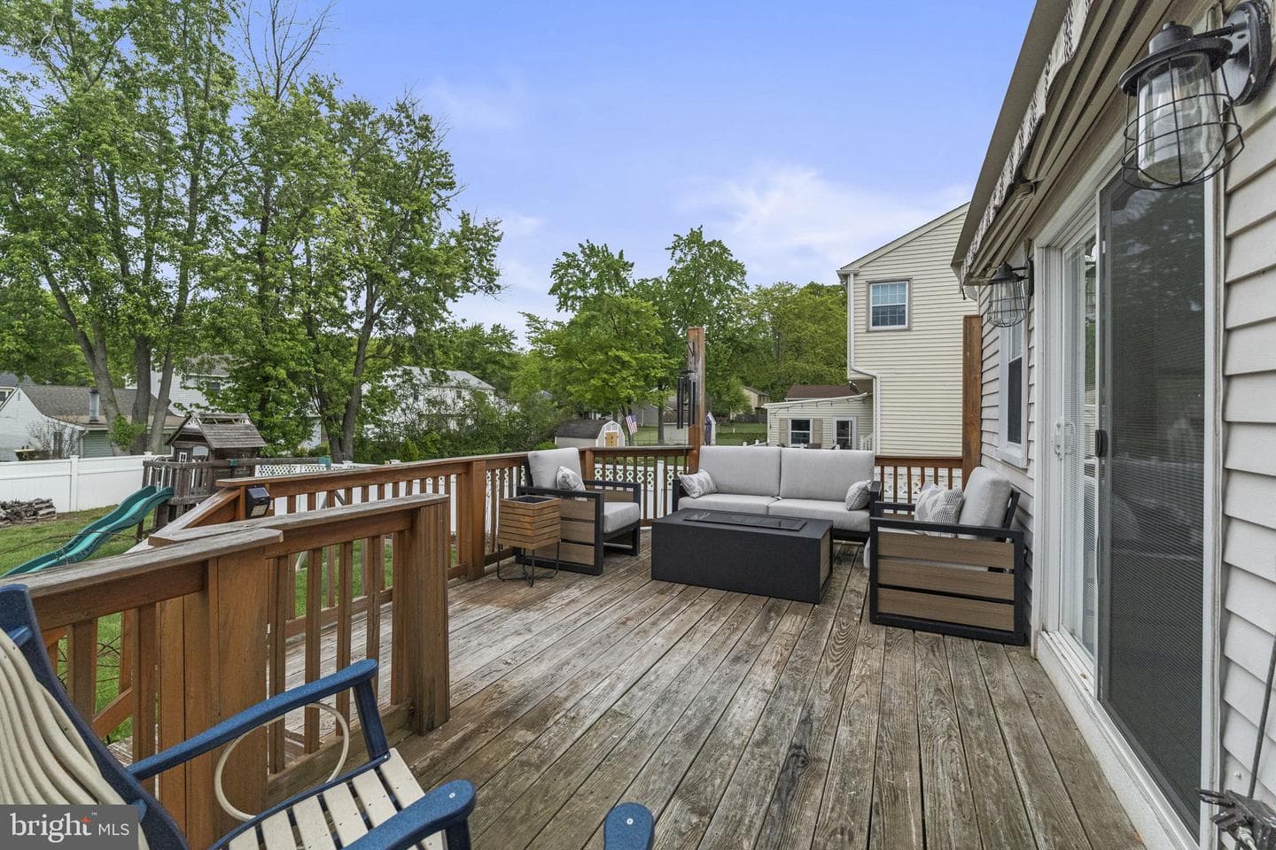 1064 Lincoln photo 36