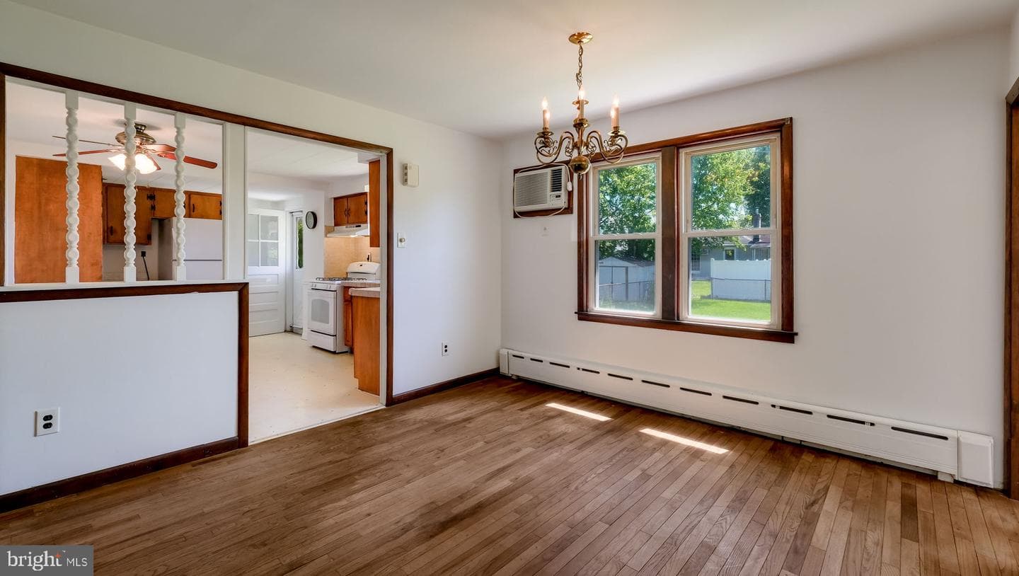 334 Mckinley Street photo 11