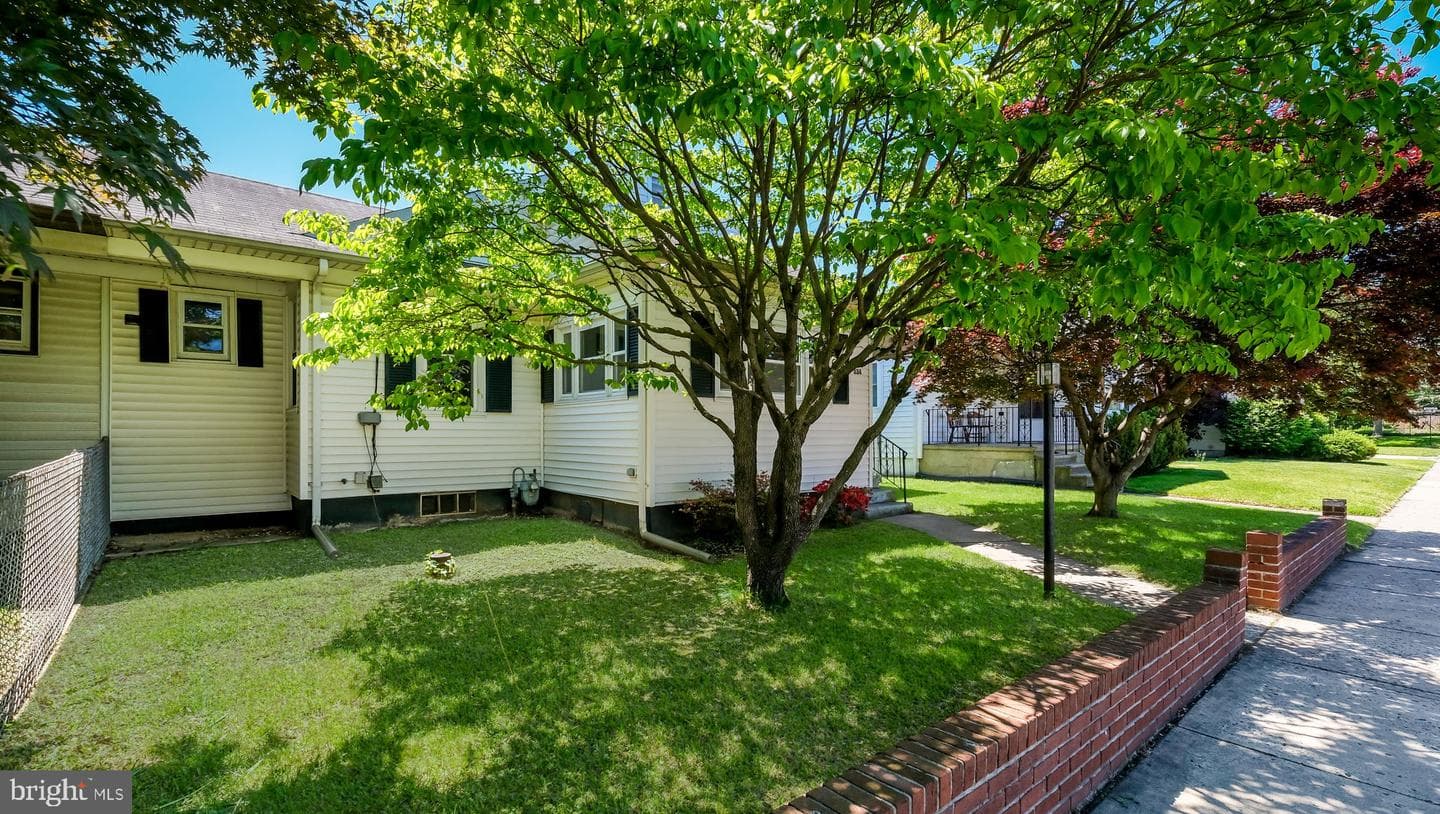 334 Mckinley Street photo 2