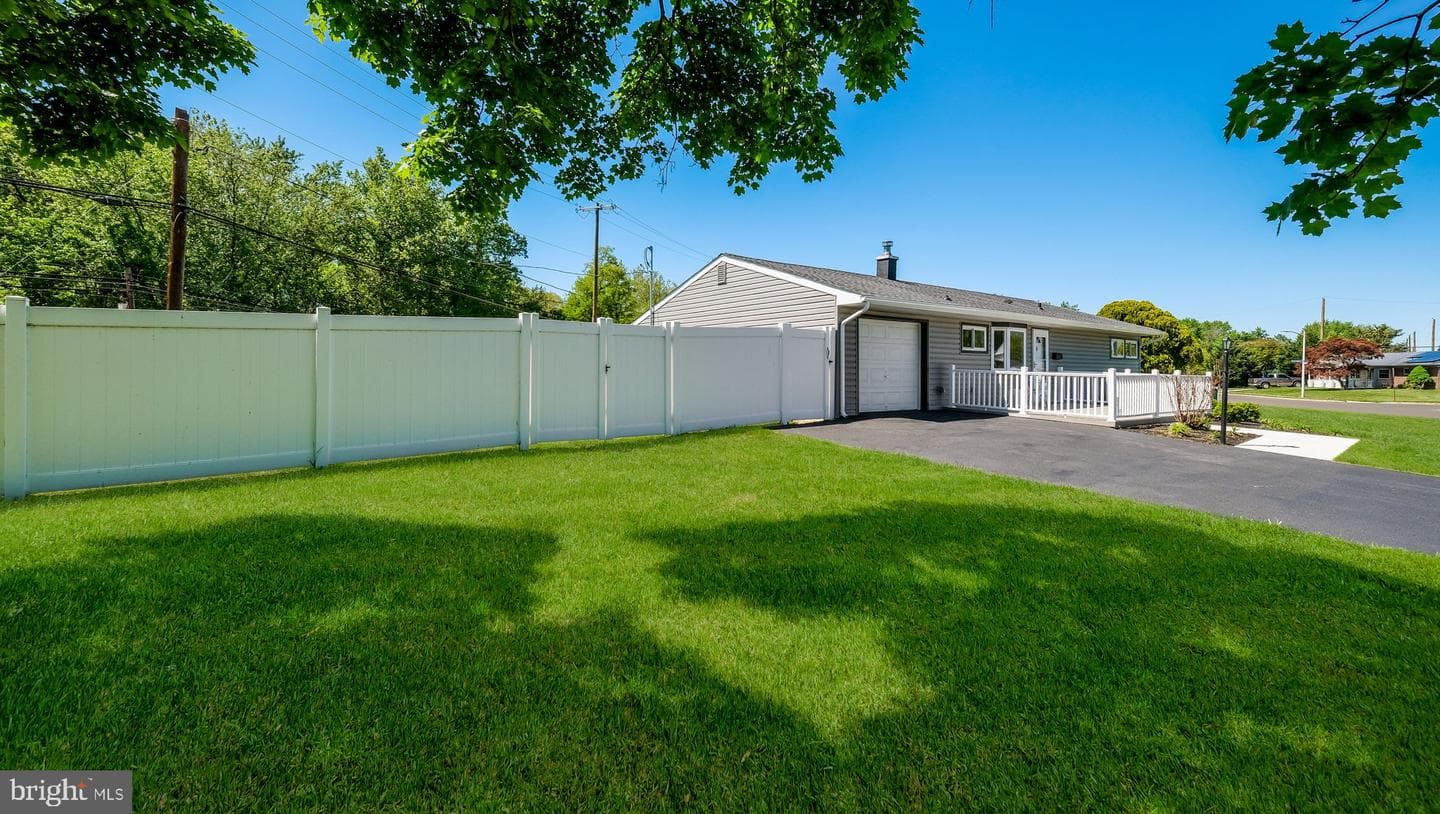 7 Indian Creek Dr photo 2