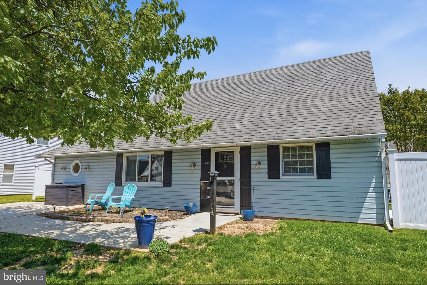 14 Hemlock Road photo 2