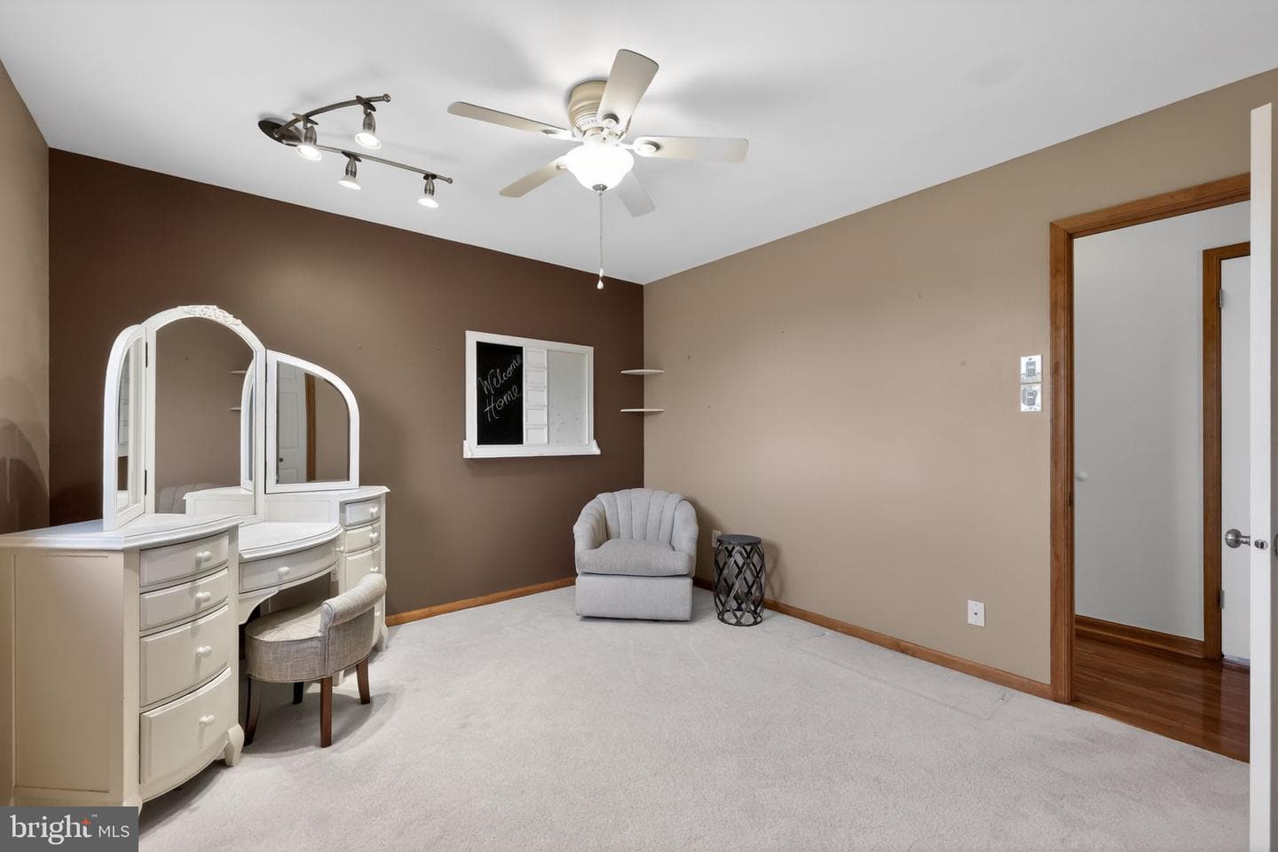 179 Carol Lane photo 23