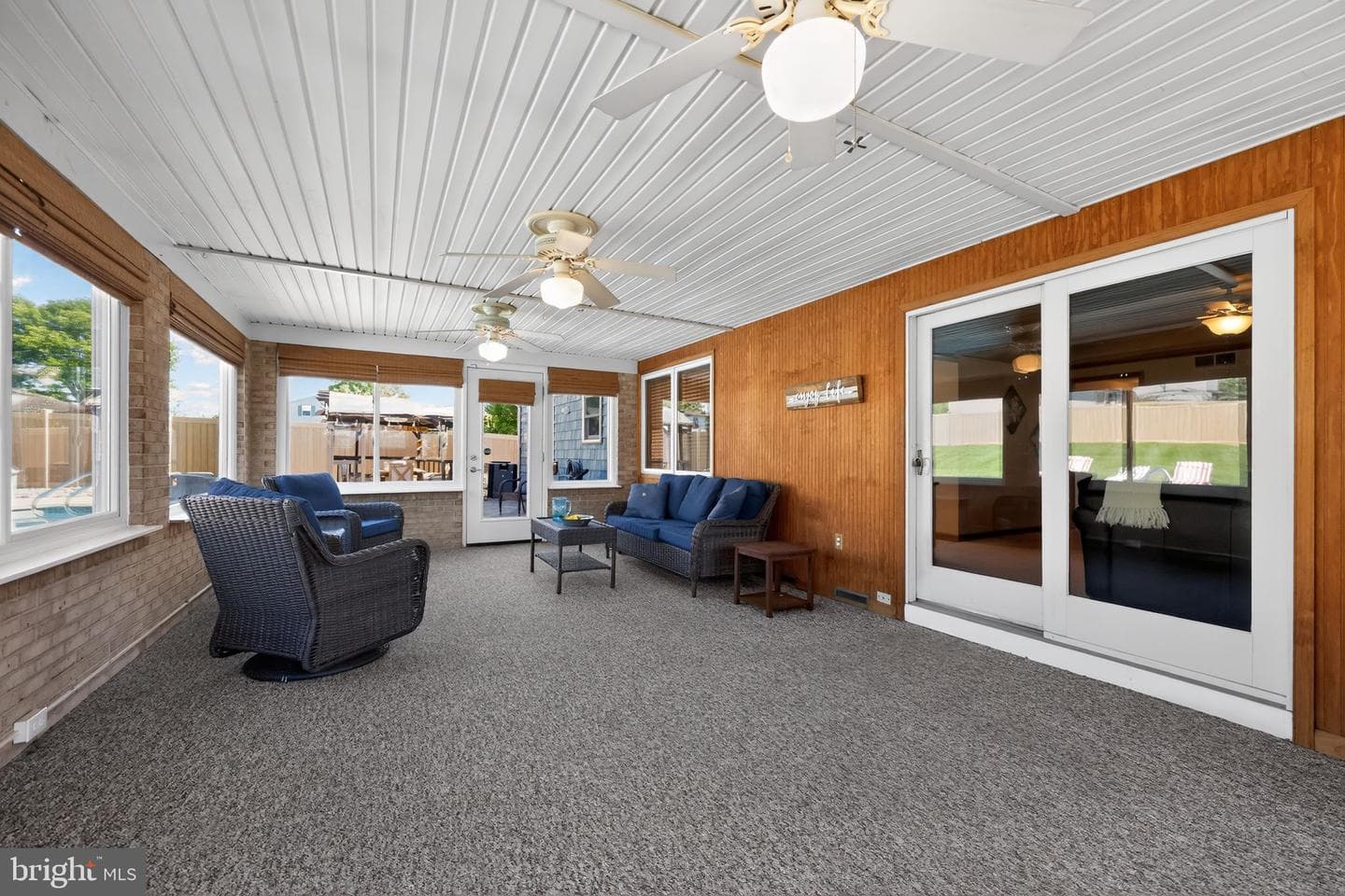 179 Carol Lane photo 34